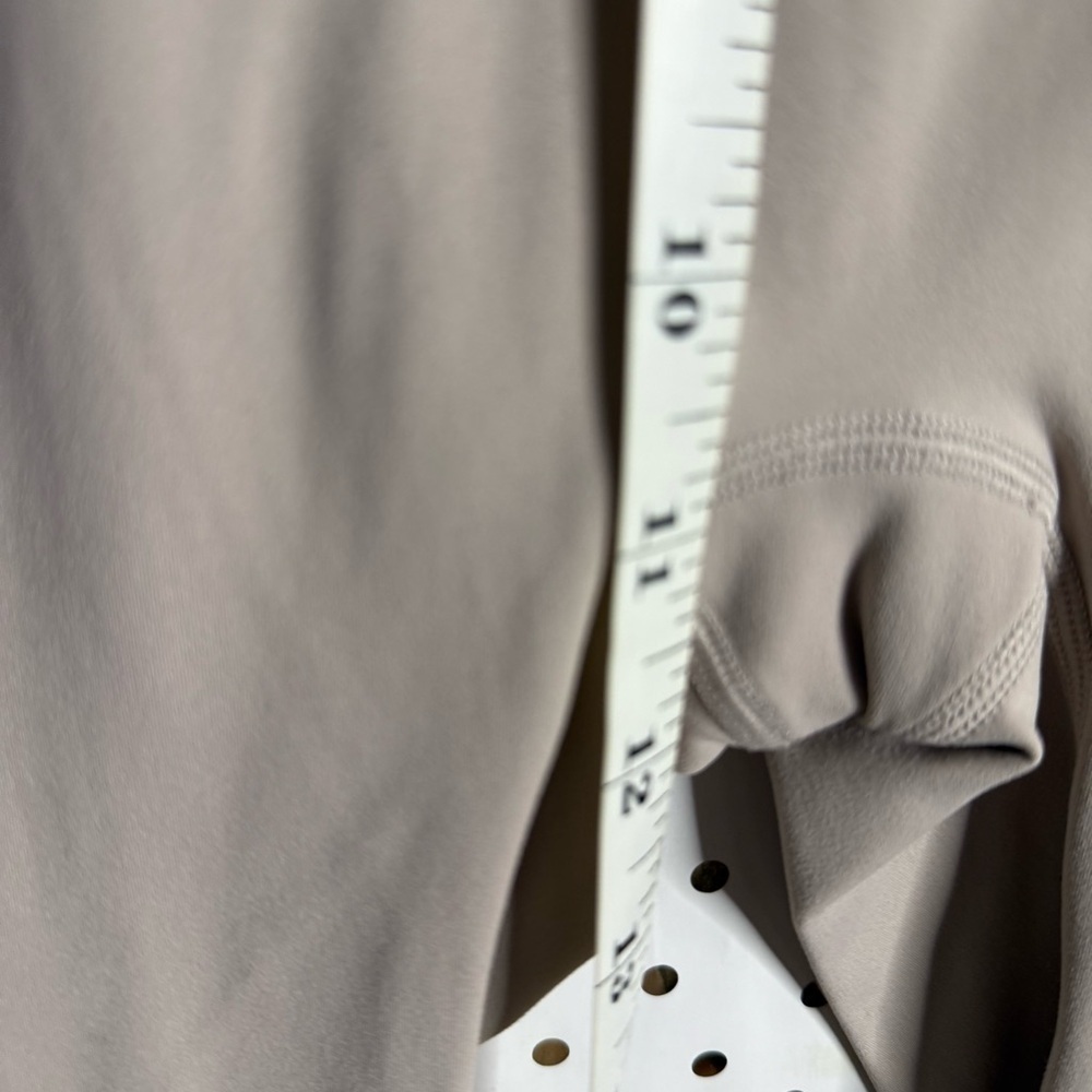 SET Active Sportbody Leggings in Taupe - Picture 5 of 9